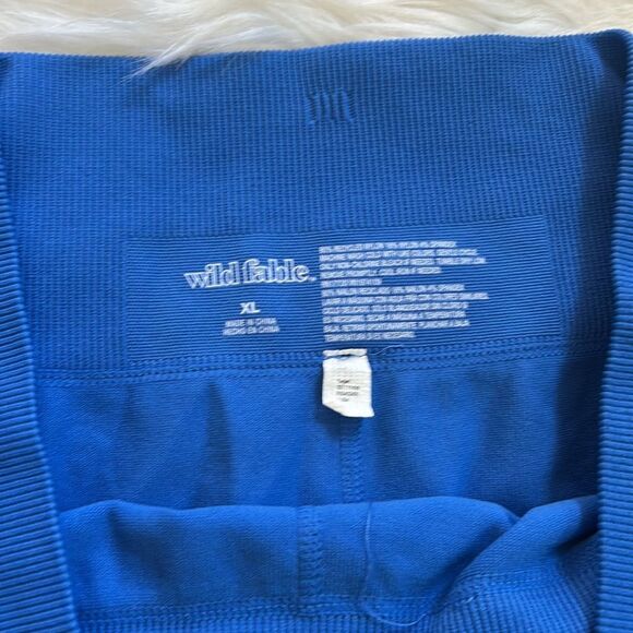 Wild Fable Athleisure Shorts Vintage 70’s Style Hot Pant Vacation Size XL - Picture 2 of 4